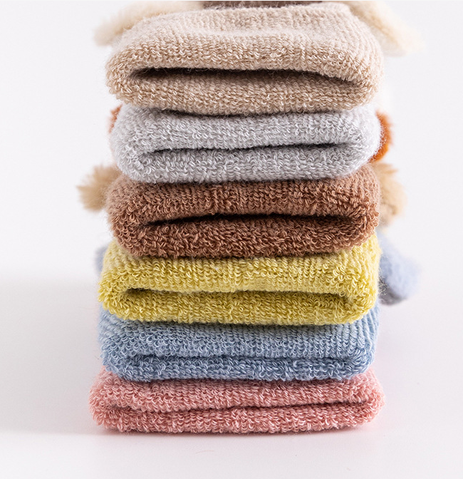 Søte og myke tøfler i tykk bomull