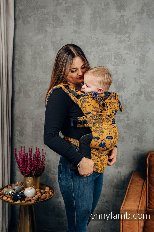 LennyGo Ergonomisk bæresele, 100% bomull- UNDER THE LEAVES - GOLDEN AUTUMN