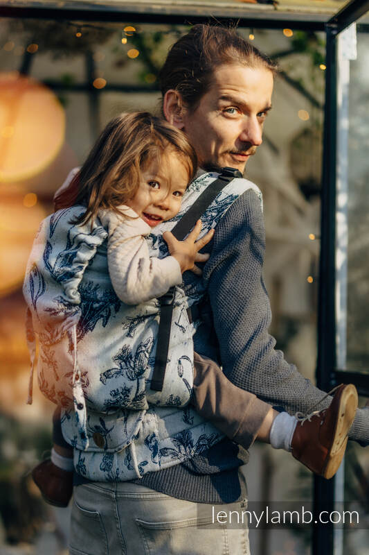 LennyPreschool bæresele, Preschool størrelse, jacquard weave (61% merino ull, 33% bomull, 4% silk, 2% cashmere) - HERBARIUM - KAY