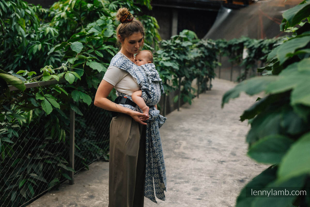 LennyHybrid Half Buckle bæresele fra lennylamb,  (100% bamboo viscose) - CATKIN - WILLOW