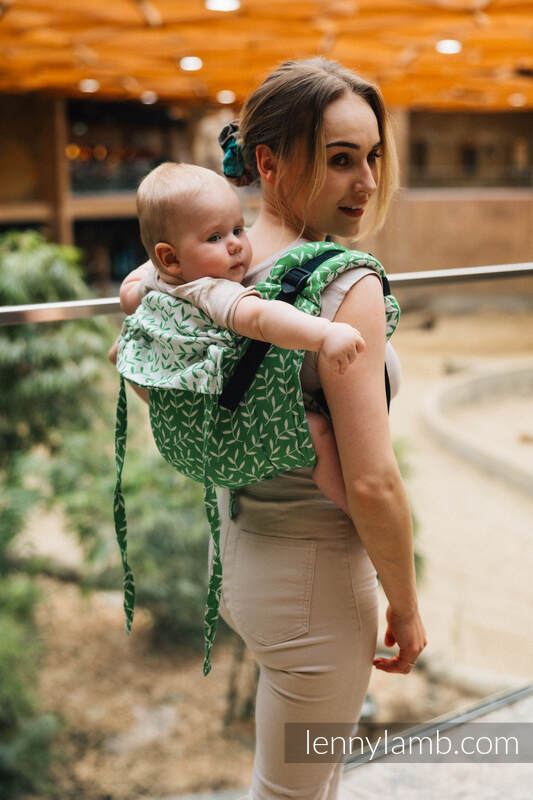 Lenny Buckle Onbuhimo bæresele, (54% bomull, 46% TENCEL™) - ENCHANTED NOOK - EVERGREEN