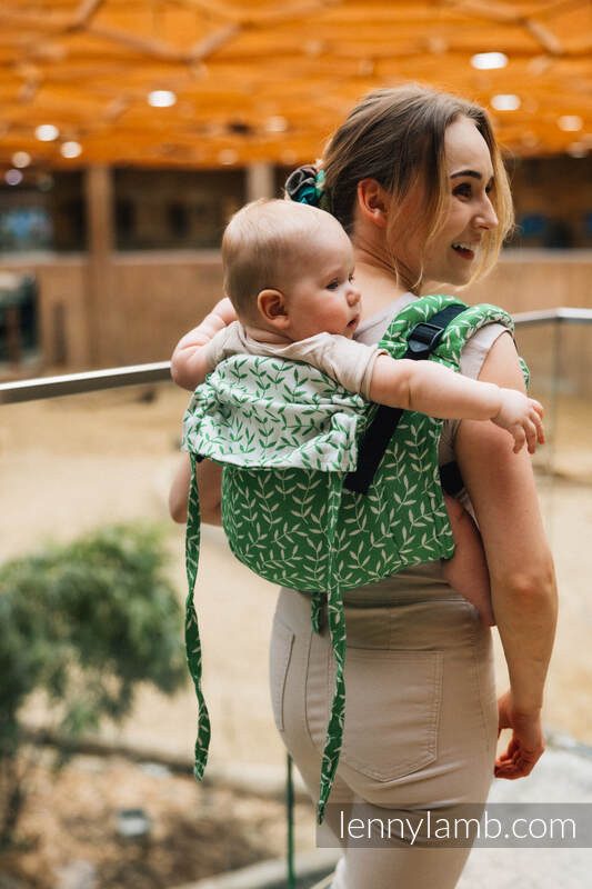 Lenny Buckle Onbuhimo bæresele, (54% bomull, 46% TENCEL™) - ENCHANTED NOOK - EVERGREEN