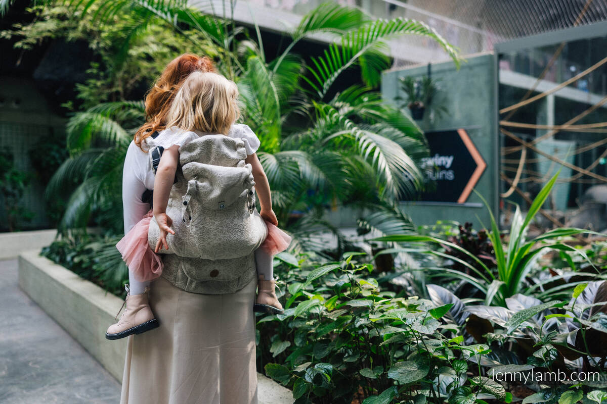 LennyPreschool bæresele fra lennylamb, Preschool bæresele, 55% bomull, 45% lin - WILD WINE - PATH