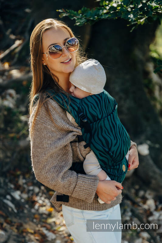 LennyLight bæresele, Standard størrelse (63% bomull, 37% merino ull) - ZEBRA - SAVANNA