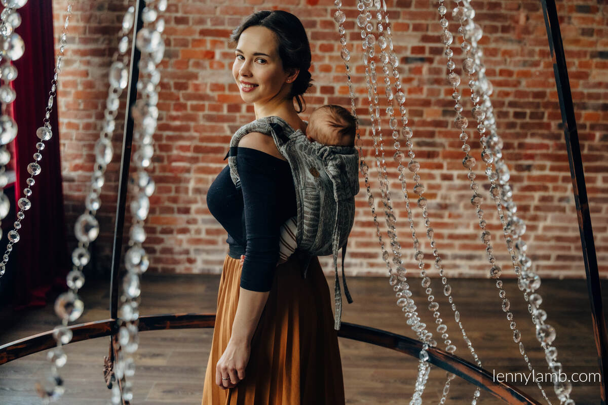 Lenny Buckle Onbuhimo bæresele (63% bomull, 37% silke) - SKETCHES OF NATURE - EPIC