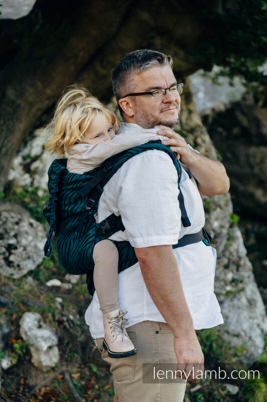 LennyPreschool bæresele, (63% bomull, 37% merino wool) - ZEBRA - SAVANNA