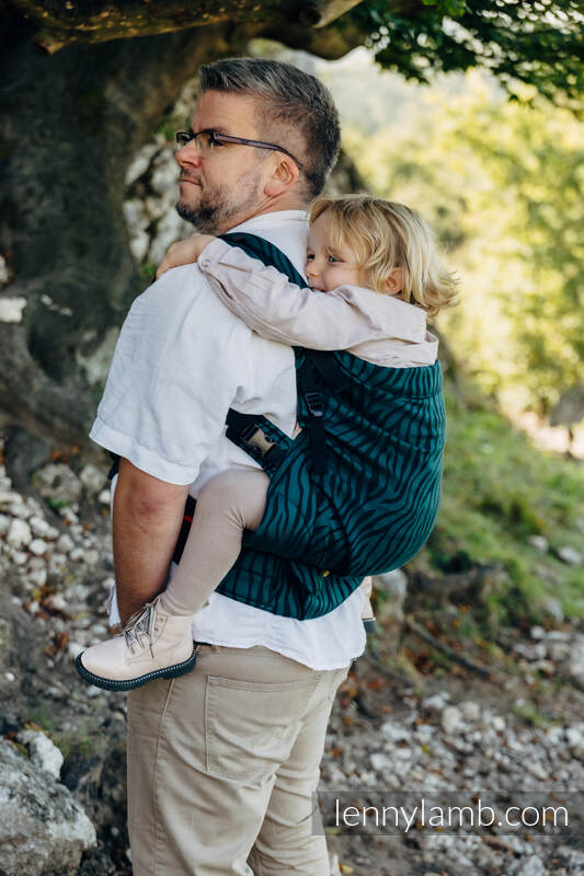 LennyPreschool bæresele, (63% bomull, 37% merino wool) - ZEBRA - SAVANNA