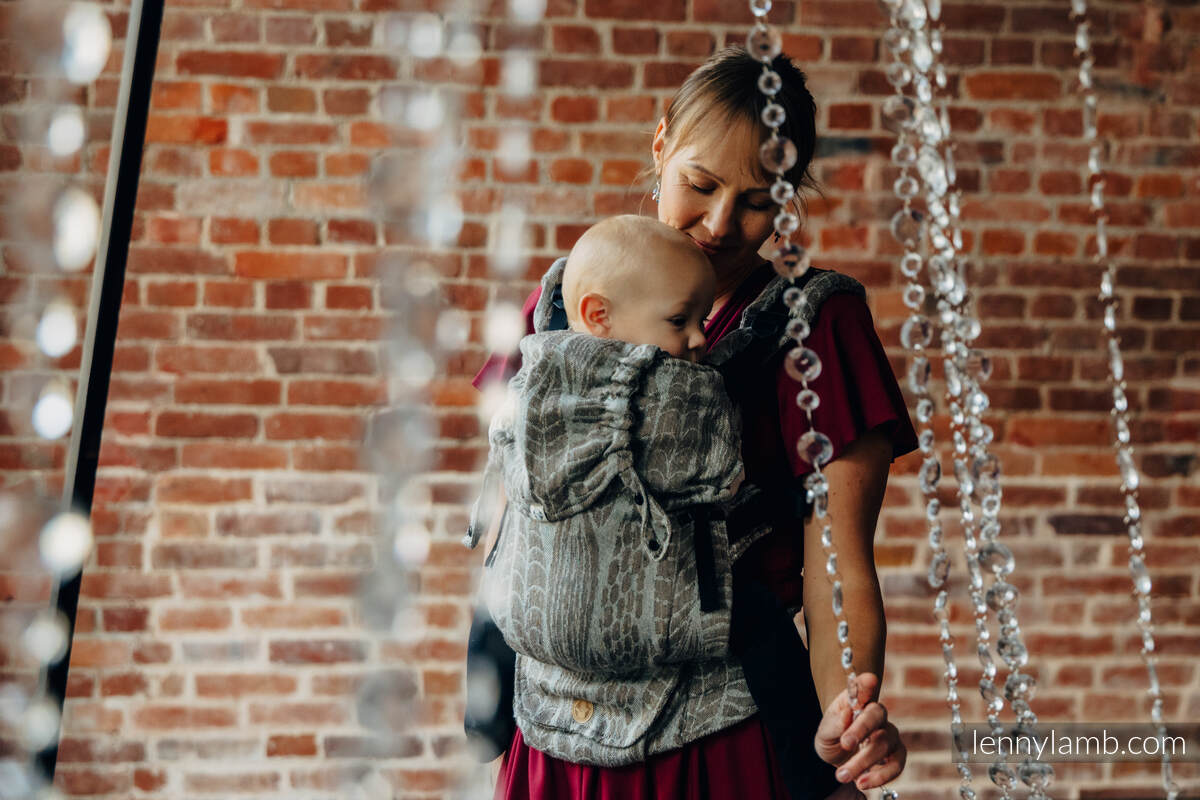 LennyUpGrade bæresele, (63% bomull, 37% silke) - SKETCHES OF NATURE - EPIC