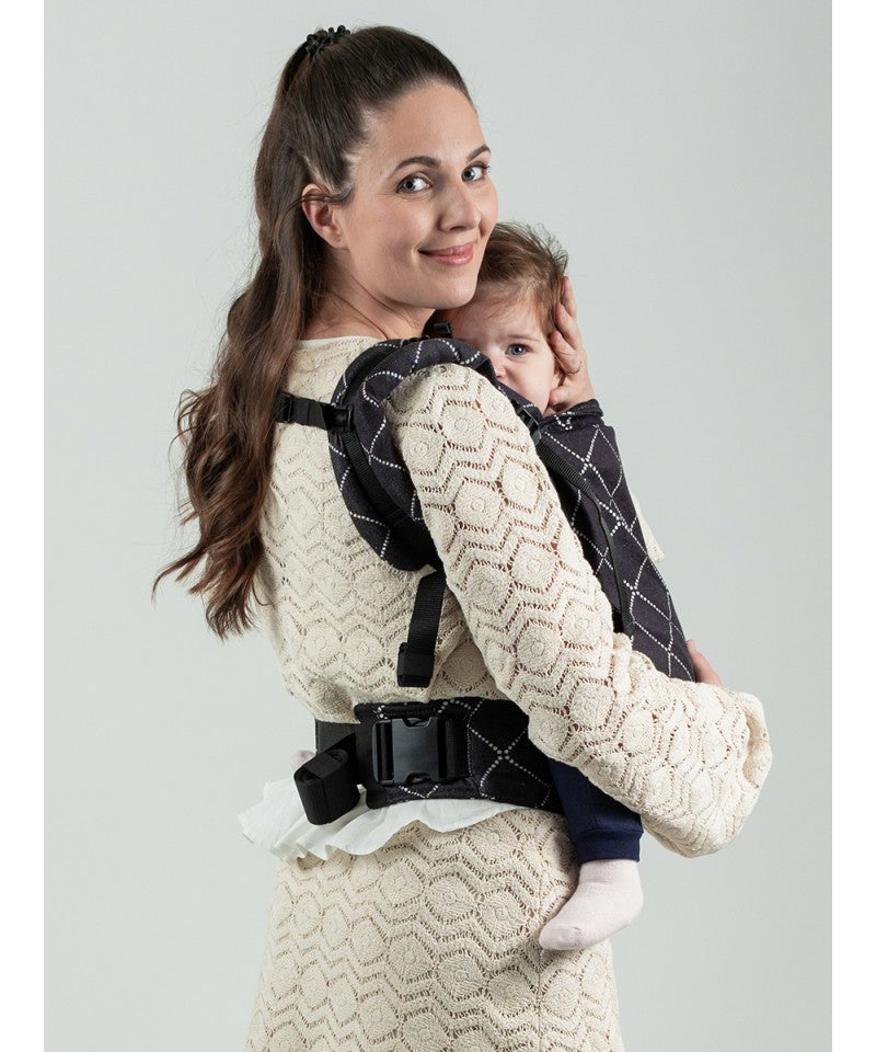 ISARA Preschooler Diamonda Black Bæresele